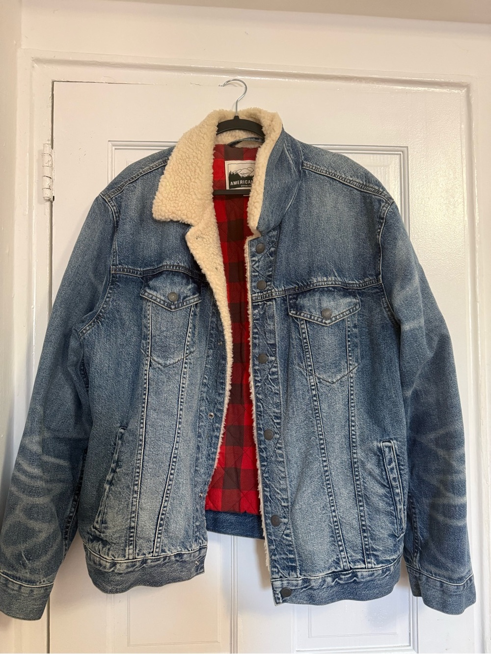 American Eagle Outfitters Light Blue Denim Sherpa Jacket with Red Plaid Lining